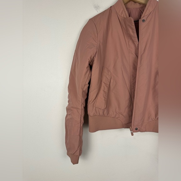 Lululemon Warm Two Ways Bomber Jacket Reversible Women’s Sz 6 - Picture 5 of 13